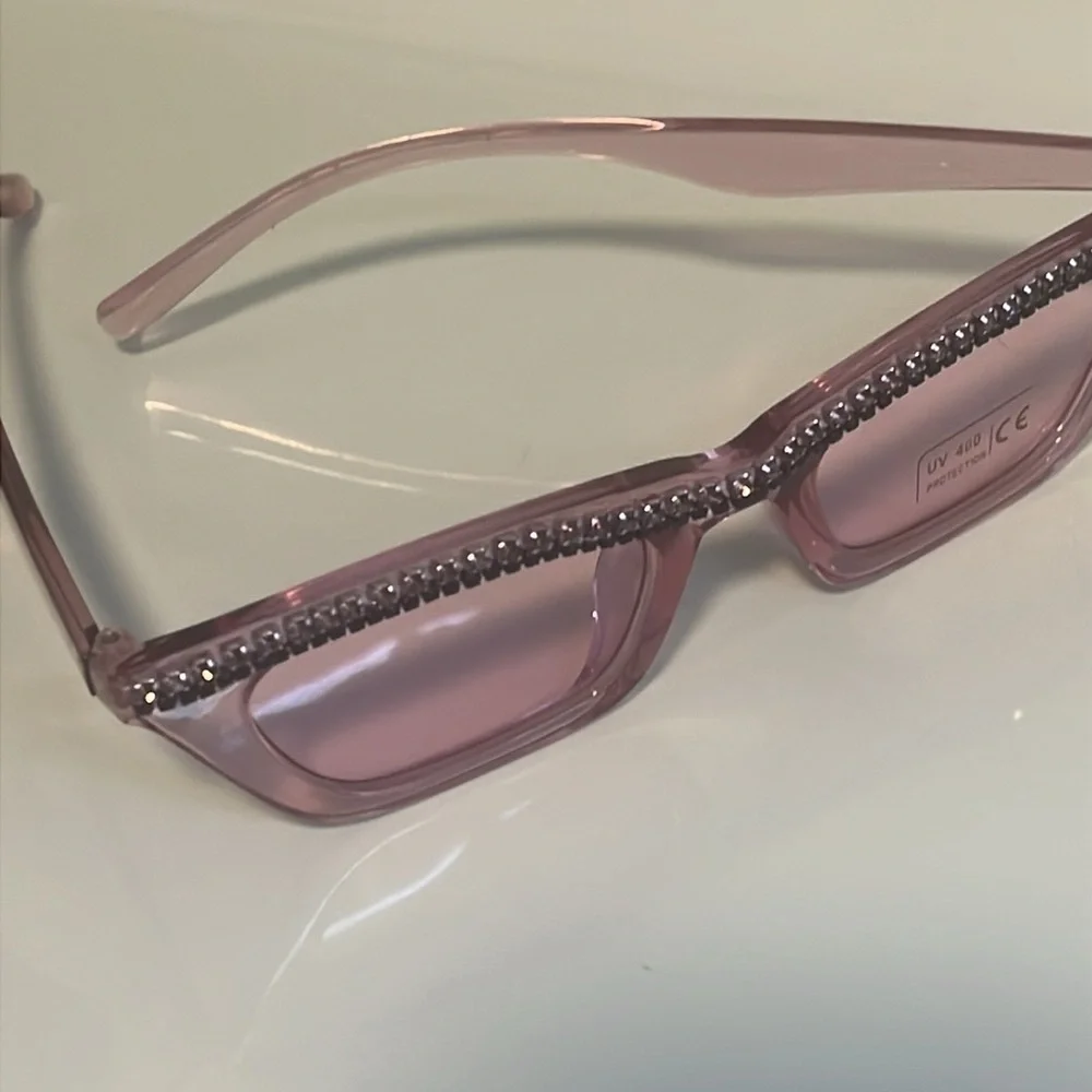 Lavender Rhinestone-Embellished Sunglasses